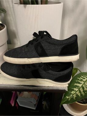 Men's Casual Black Lace-Up Sneakers